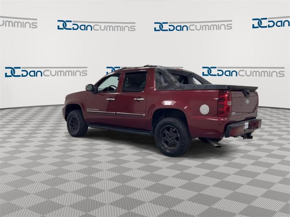 used 2008 Chevrolet Avalanche car, priced at $3,900