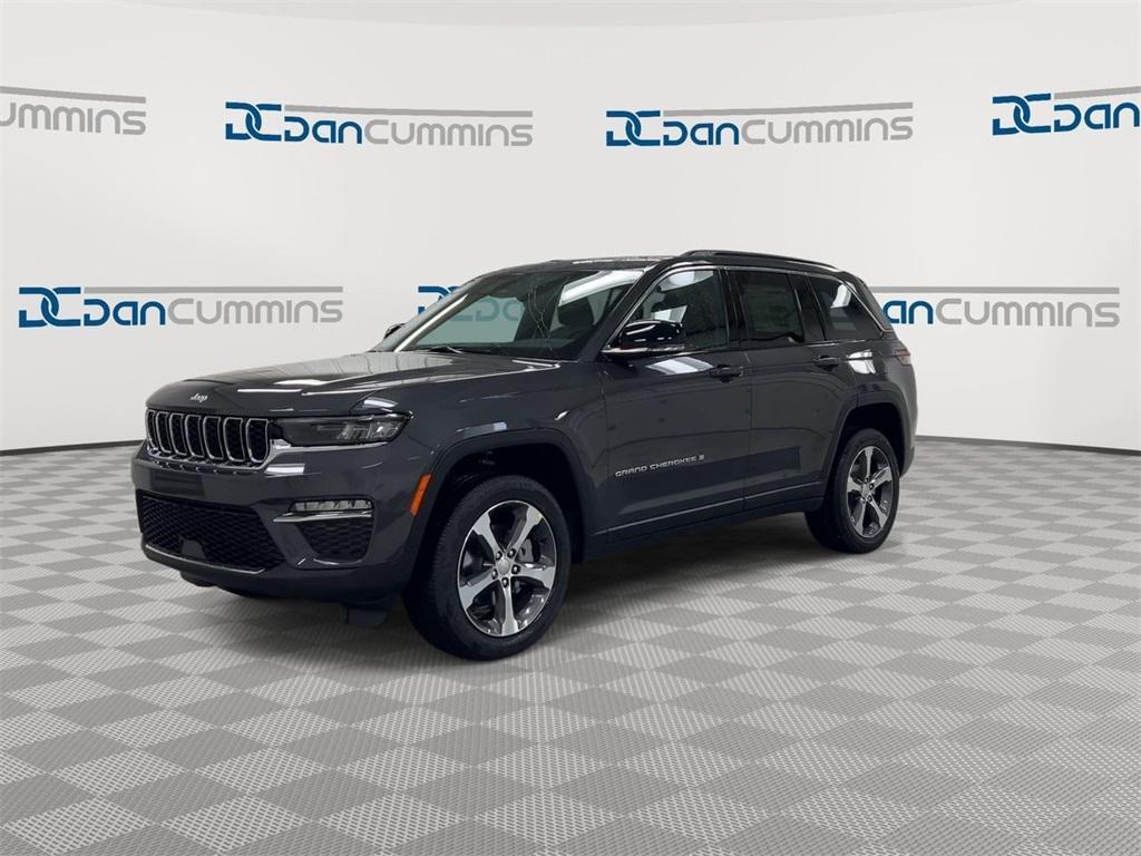 new 2025 Jeep Grand Cherokee car, priced at $50,264