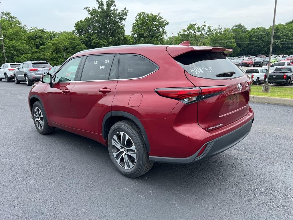 used 2023 Toyota Highlander car