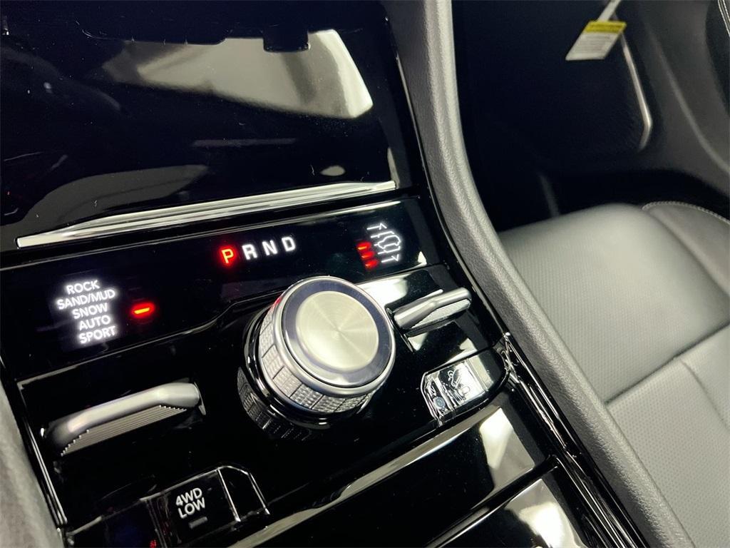 new 2025 Jeep Grand Cherokee car, priced at $57,388