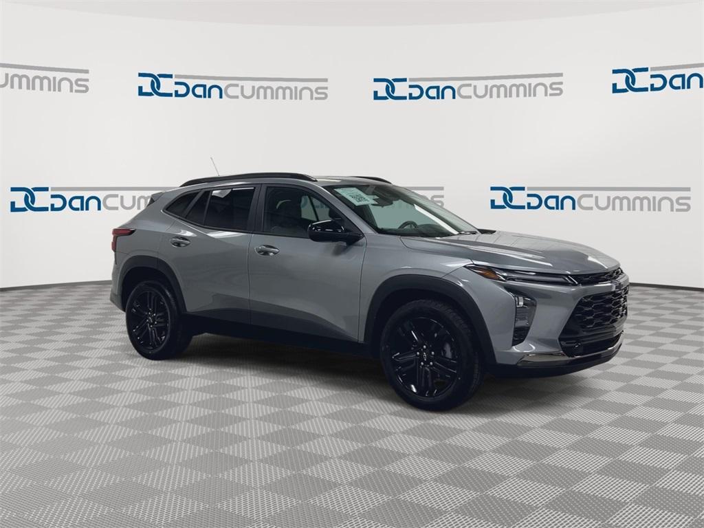 used 2024 Chevrolet Trax car, priced at $20,987