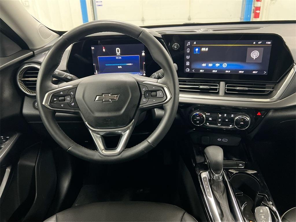 used 2024 Chevrolet Trax car, priced at $20,987