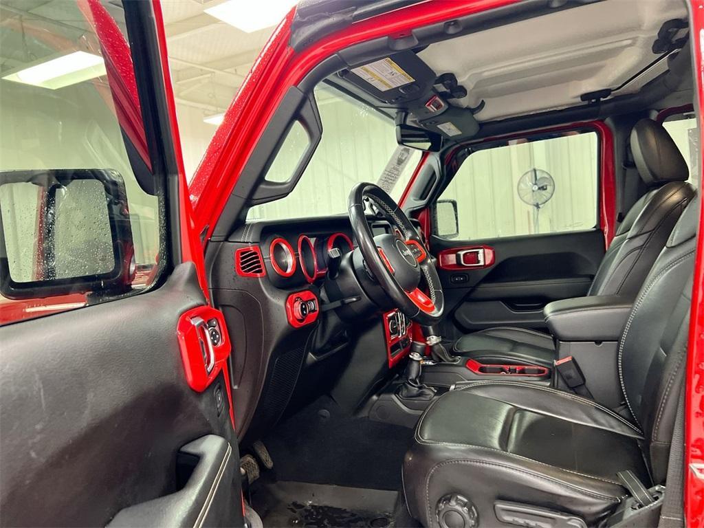 used 2020 Jeep Gladiator car, priced at $30,987