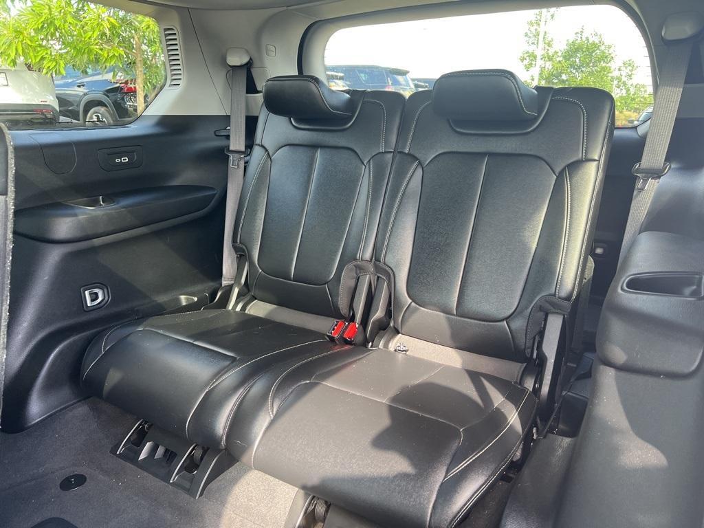 used 2022 Jeep Grand Cherokee L car, priced at $27,787