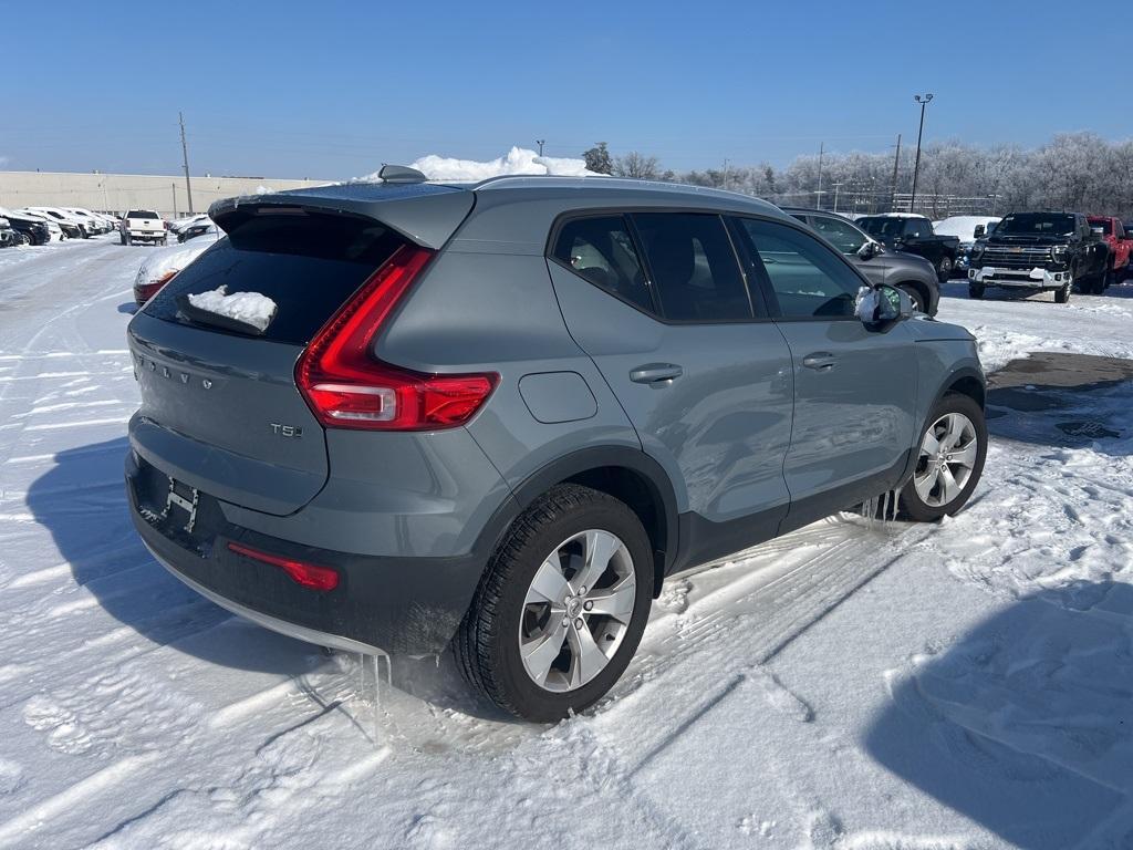 used 2020 Volvo XC40 car, priced at $18,987