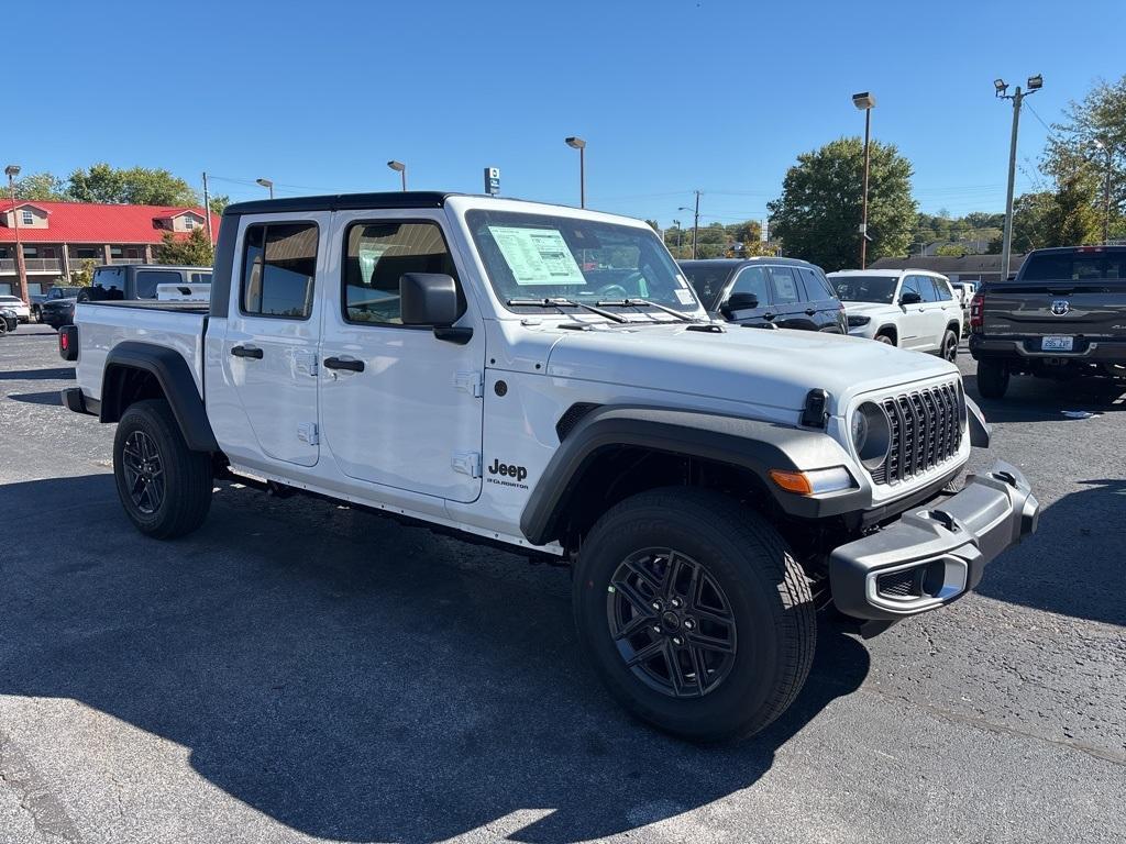 new 2025 Jeep Gladiator car, priced at $36,744