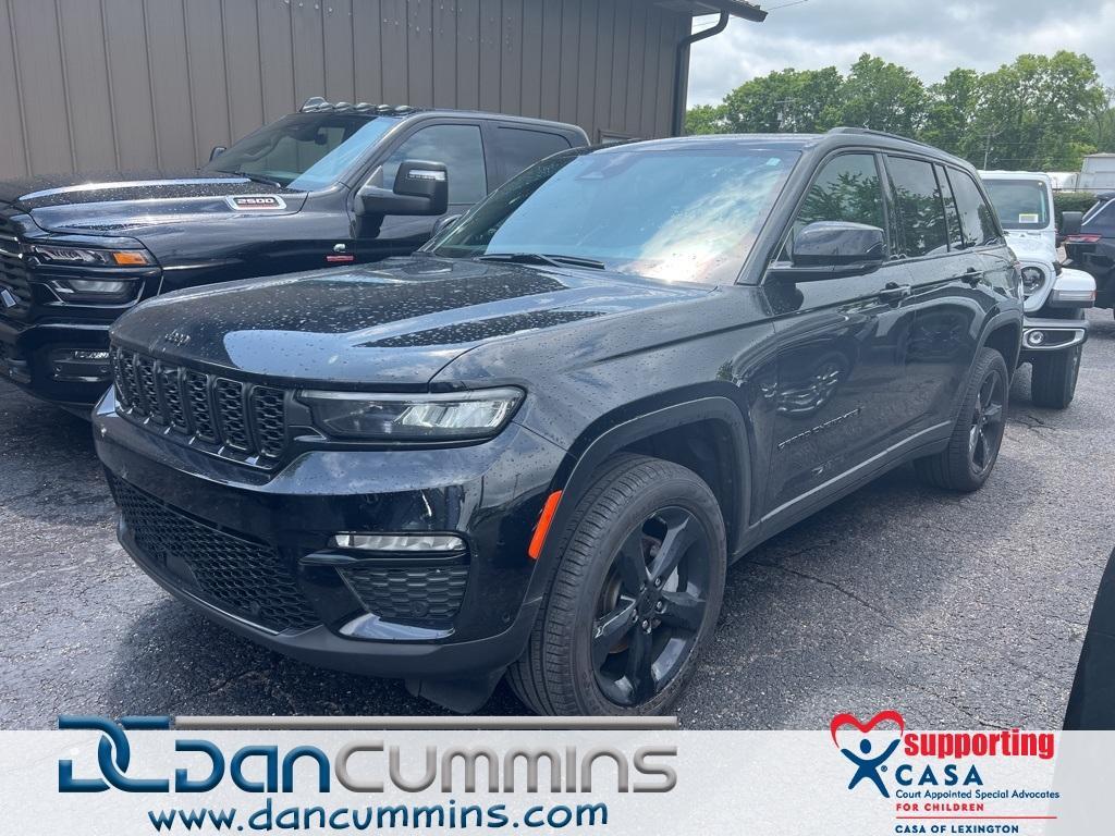 new 2025 Jeep Grand Cherokee car, priced at $43,250
