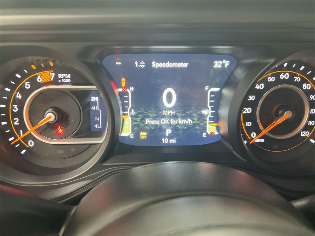new 2025 Jeep Wrangler car, priced at $51,557