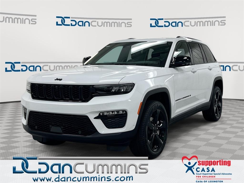 new 2025 Jeep Grand Cherokee car, priced at $45,562
