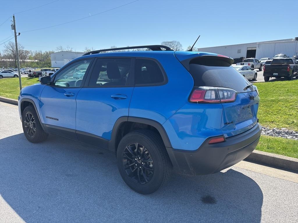 used 2023 Jeep Cherokee car, priced at $20,987