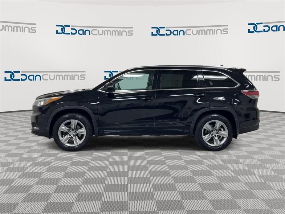 used 2015 Toyota Highlander car, priced at $21,987