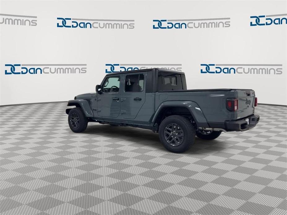 new 2024 Jeep Gladiator car, priced at $48,175