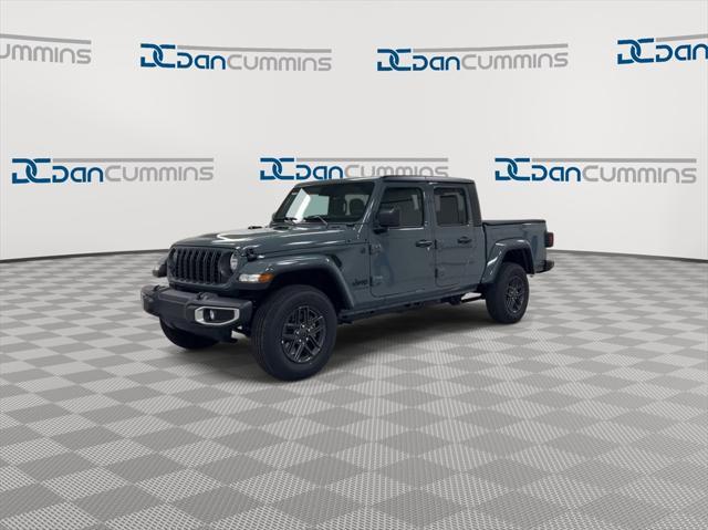 new 2024 Jeep Gladiator car, priced at $40,641