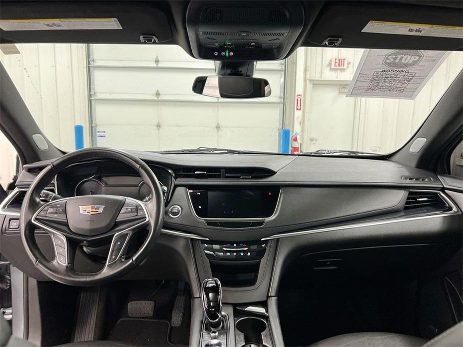 used 2023 Cadillac XT5 car, priced at $32,587