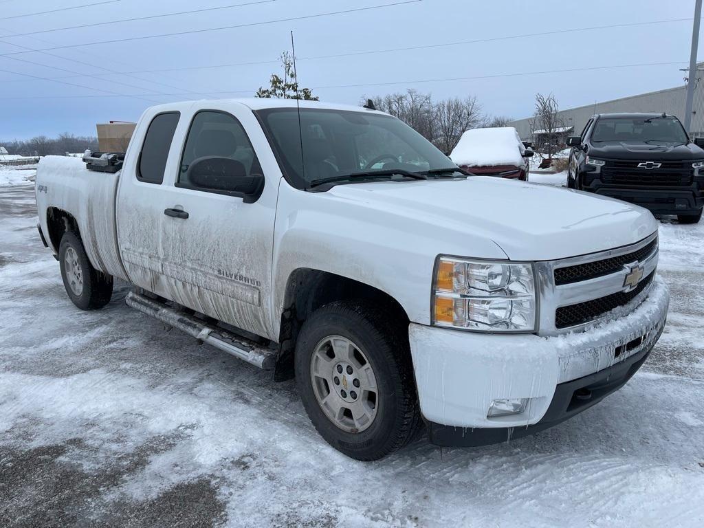 used 2011 Chevrolet Silverado 1500 car, priced at $13,900