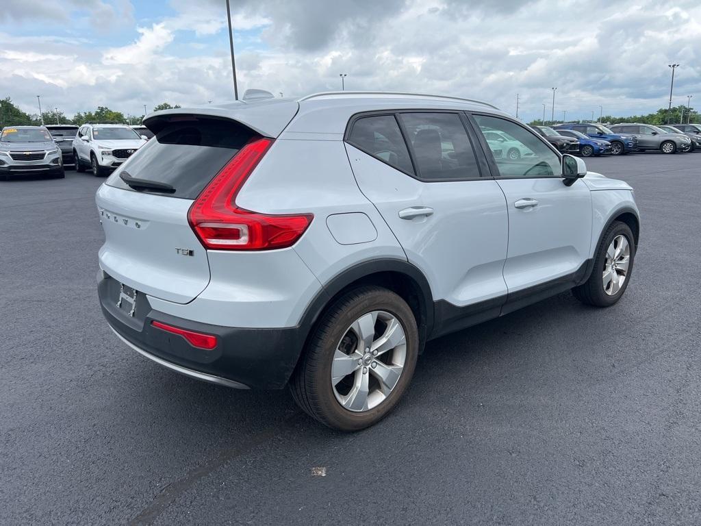 used 2021 Volvo XC40 car, priced at $21,587