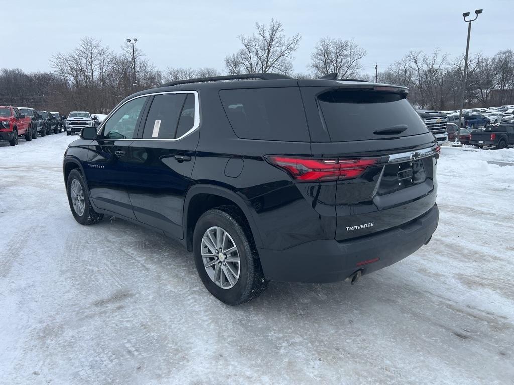 used 2022 Chevrolet Traverse car, priced at $29,587