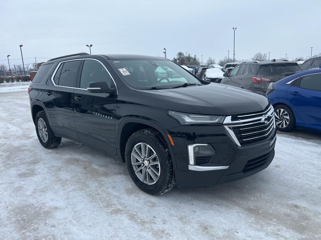 used 2022 Chevrolet Traverse car, priced at $29,587