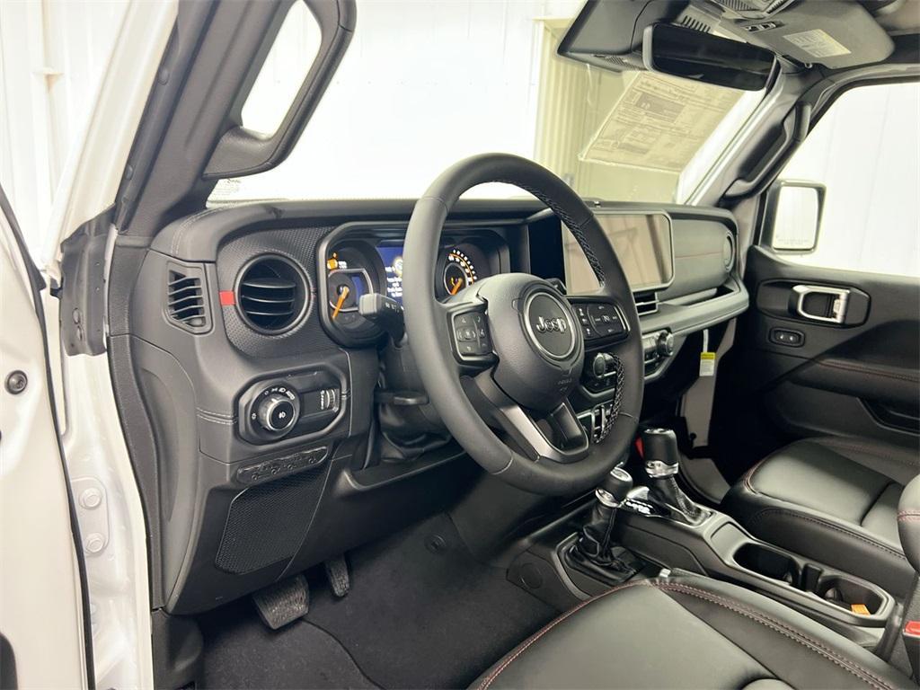 new 2025 Jeep Wrangler car, priced at $63,925