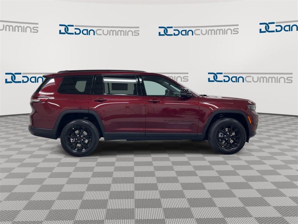 new 2025 Jeep Grand Cherokee L car, priced at $42,947