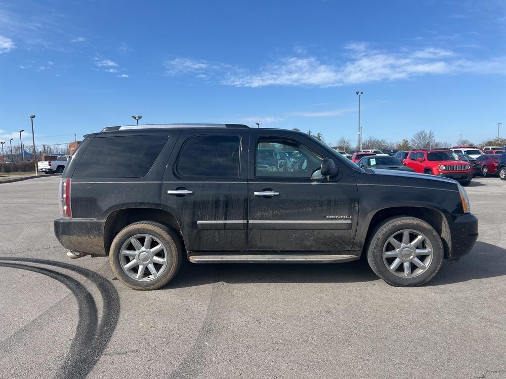 used 2013 GMC Yukon car, priced at $10,900