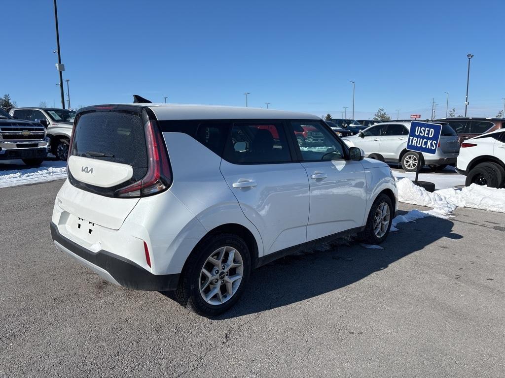 used 2023 Kia Soul car, priced at $15,587