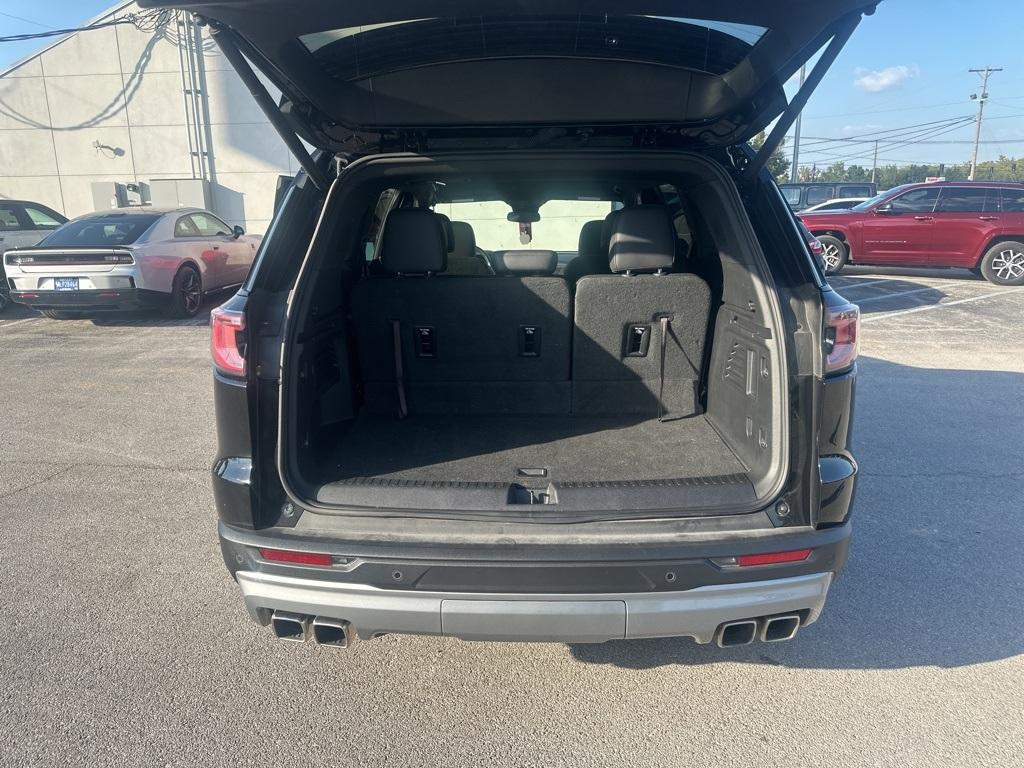 used 2024 GMC Acadia car, priced at $35,987