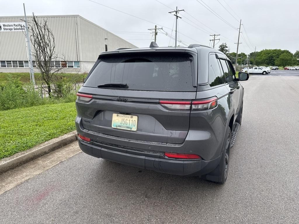 used 2024 Jeep Grand Cherokee car
