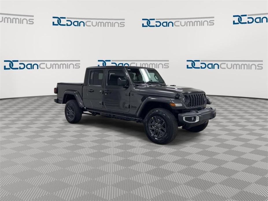 new 2024 Jeep Gladiator car, priced at $48,987