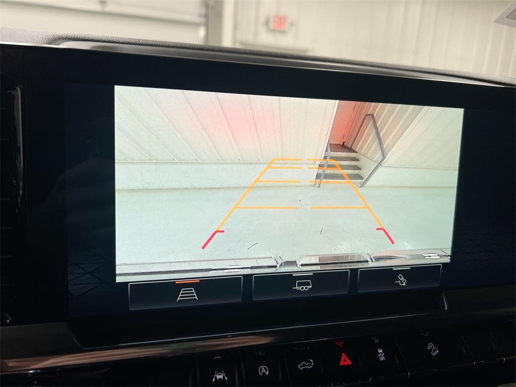 used 2025 GMC Sierra 1500 car, priced at $49,787