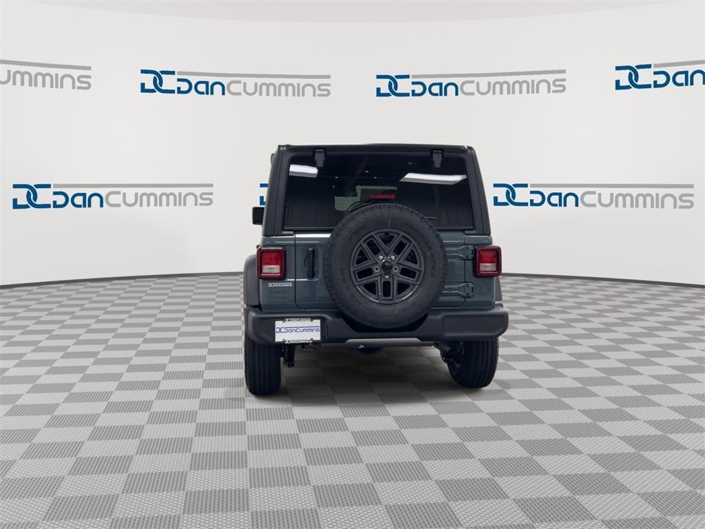 new 2026 Jeep Wrangler car, priced at $45,732