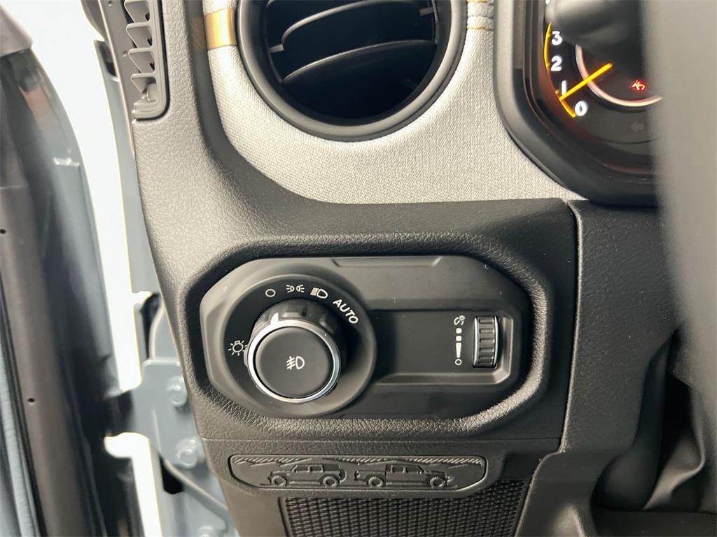 new 2026 Jeep Wrangler car, priced at $45,732