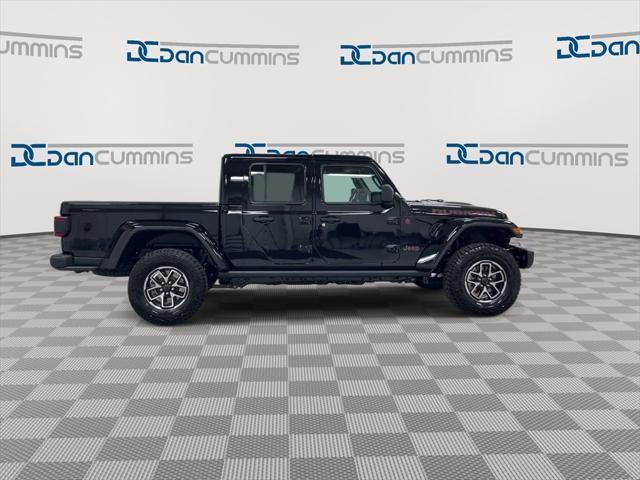 new 2024 Jeep Gladiator car, priced at $53,648