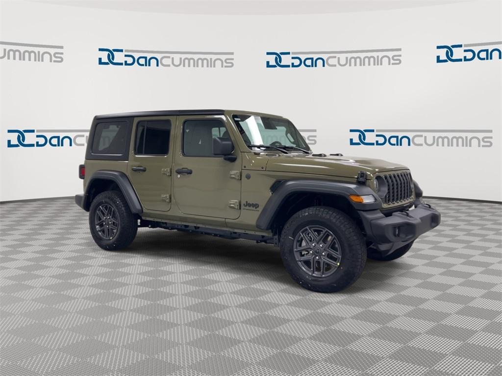 new 2026 Jeep Wrangler car, priced at $47,232