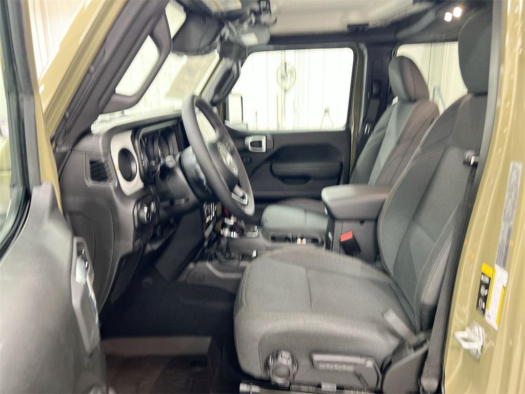 new 2026 Jeep Wrangler car, priced at $47,232