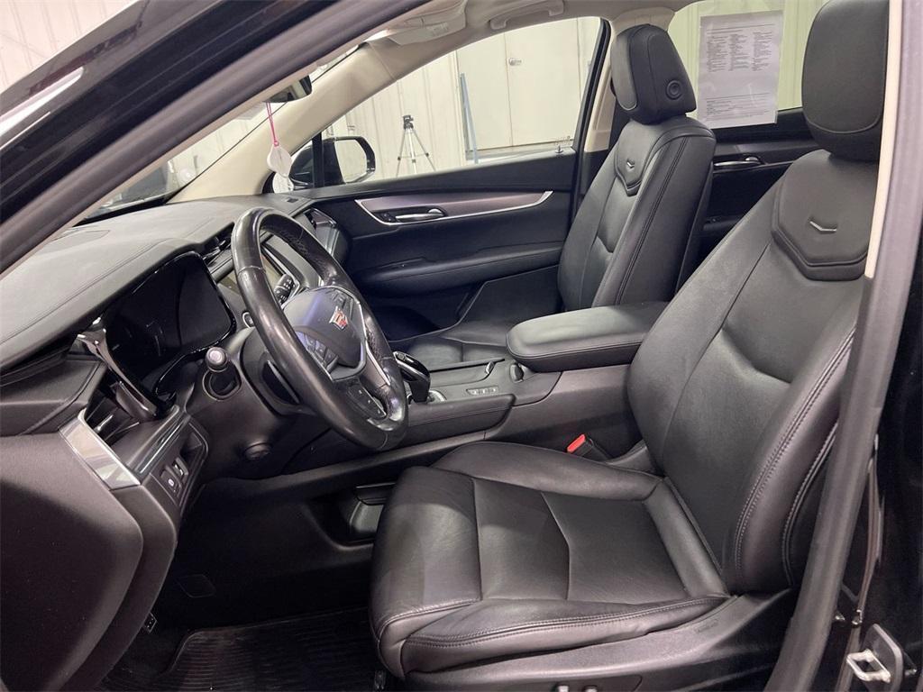 used 2019 Cadillac XT5 car, priced at $18,987