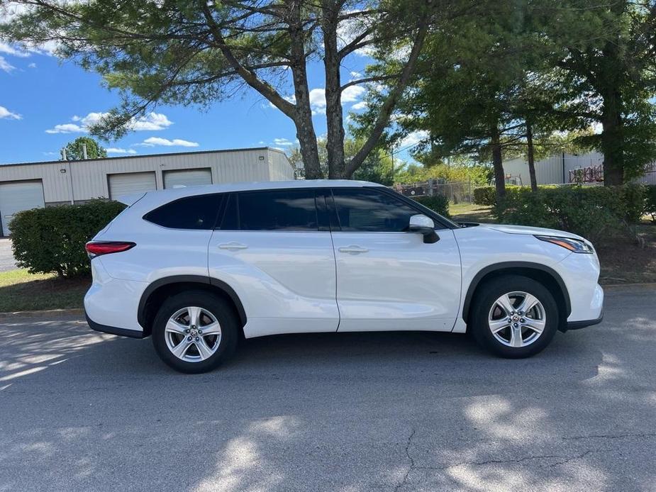 used 2021 Toyota Highlander car, priced at $28,987