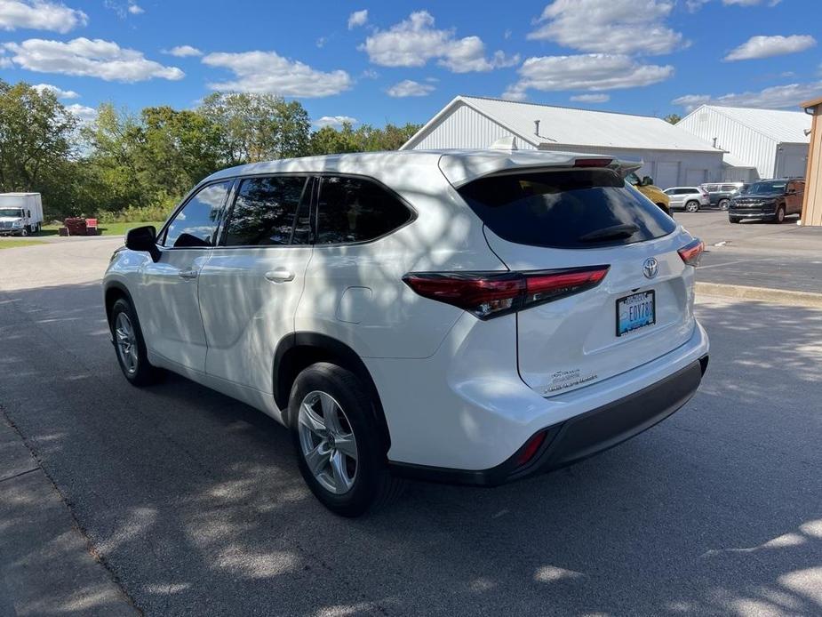 used 2021 Toyota Highlander car, priced at $28,987