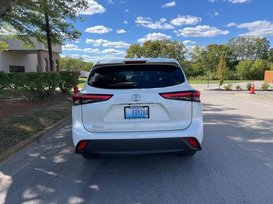 used 2021 Toyota Highlander car, priced at $28,987