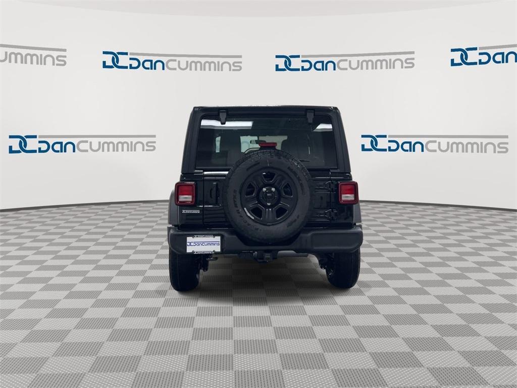 new 2025 Jeep Wrangler car, priced at $38,433
