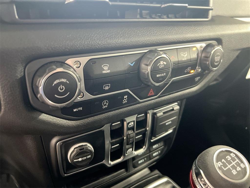 new 2025 Jeep Wrangler car, priced at $38,433