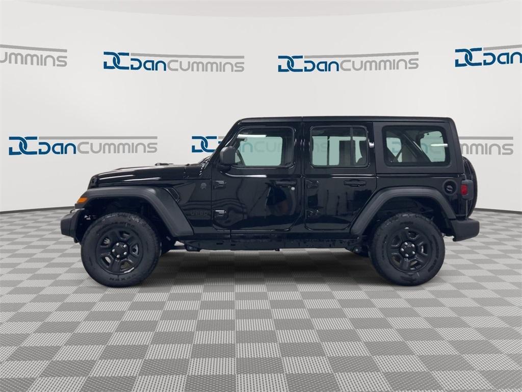 new 2025 Jeep Wrangler car, priced at $38,433