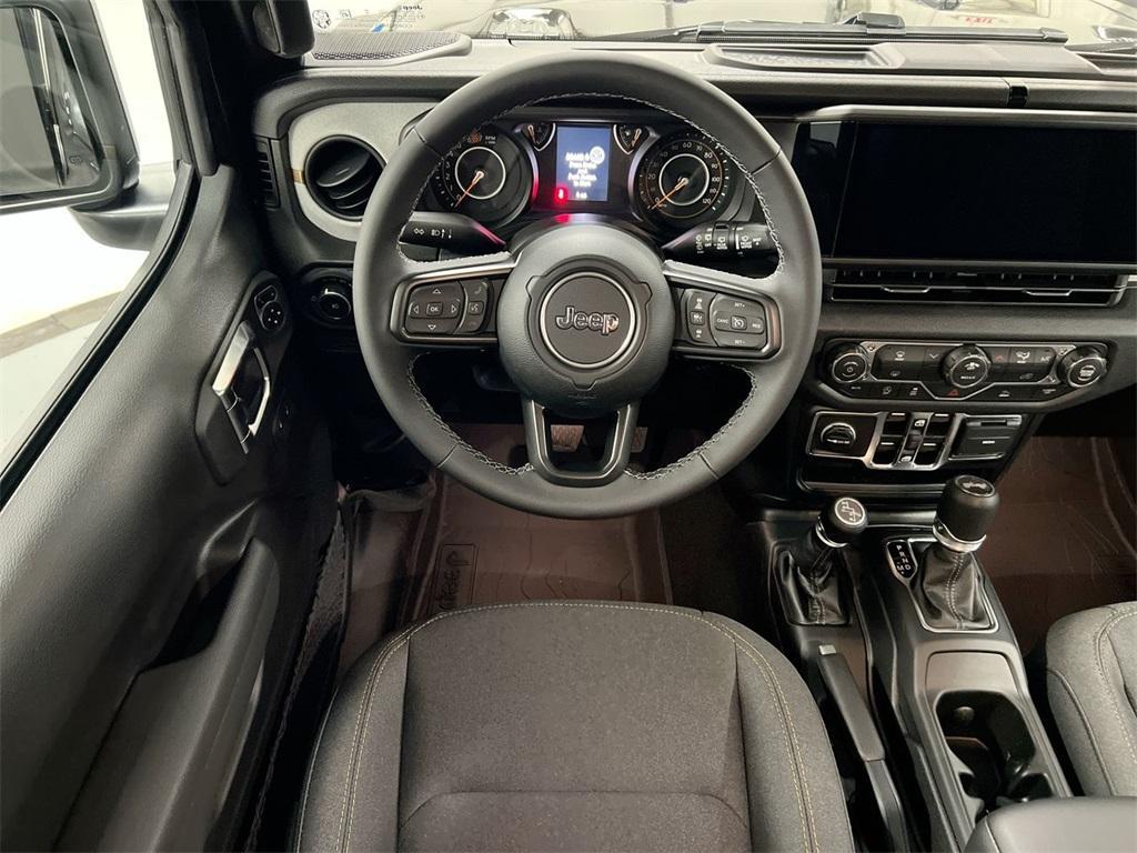 new 2026 Jeep Wrangler car, priced at $47,232