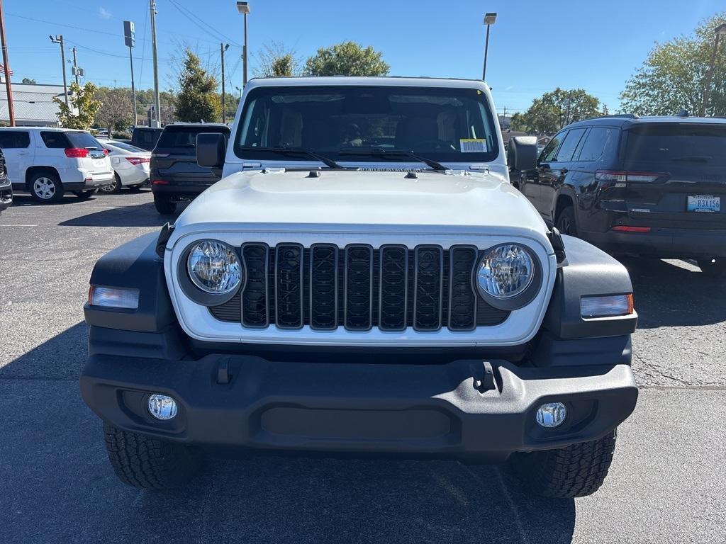 new 2026 Jeep Wrangler car, priced at $46,632