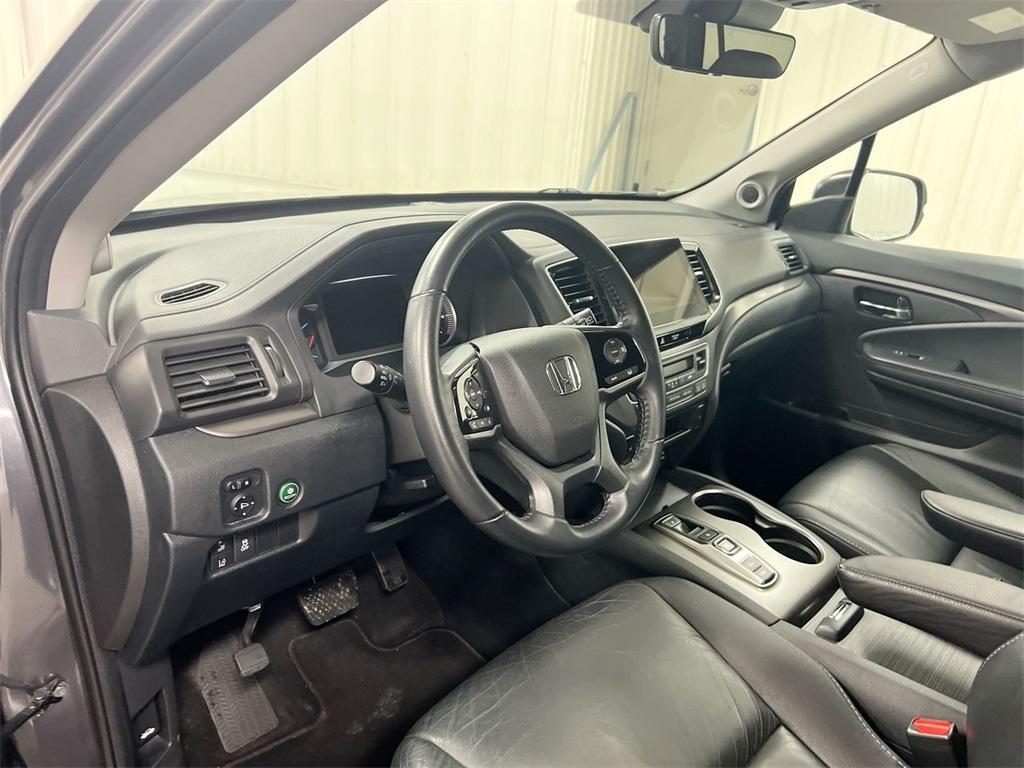 used 2022 Honda Pilot car, priced at $28,987