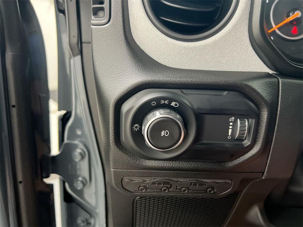 new 2025 Jeep Wrangler car, priced at $40,448