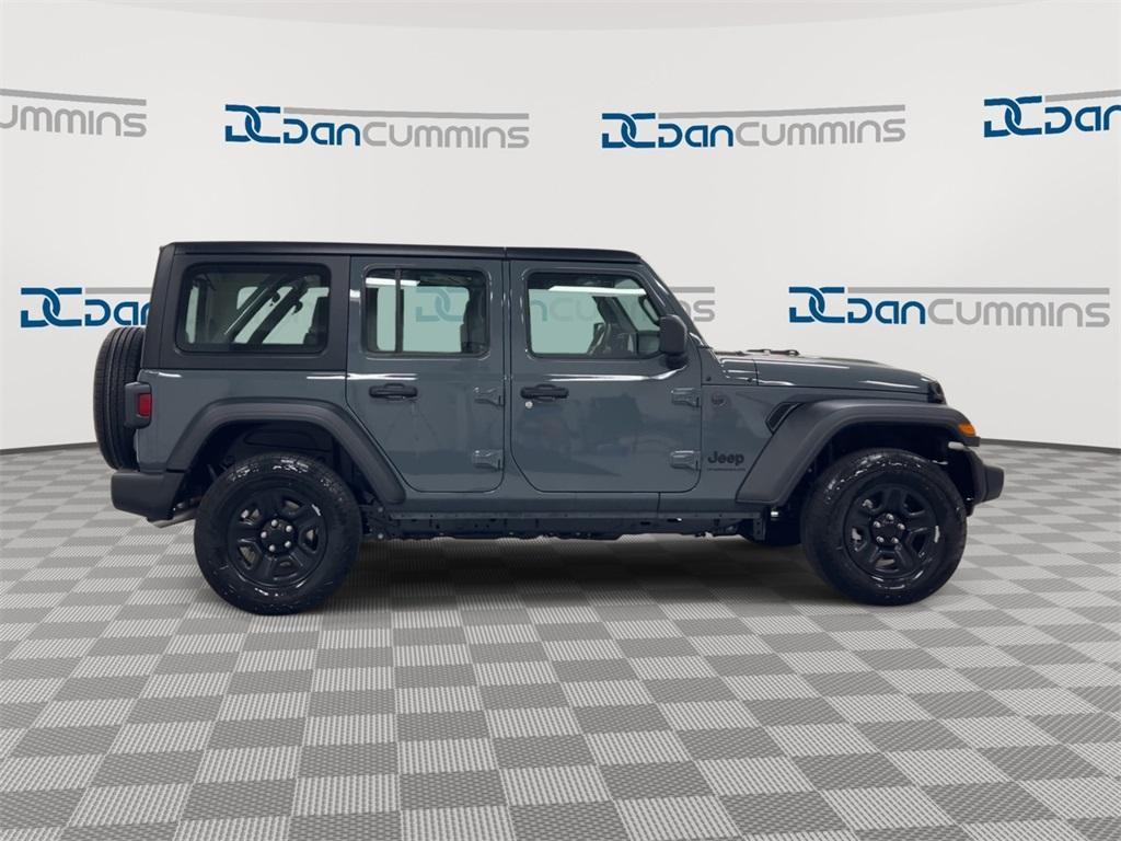 new 2025 Jeep Wrangler car, priced at $40,448
