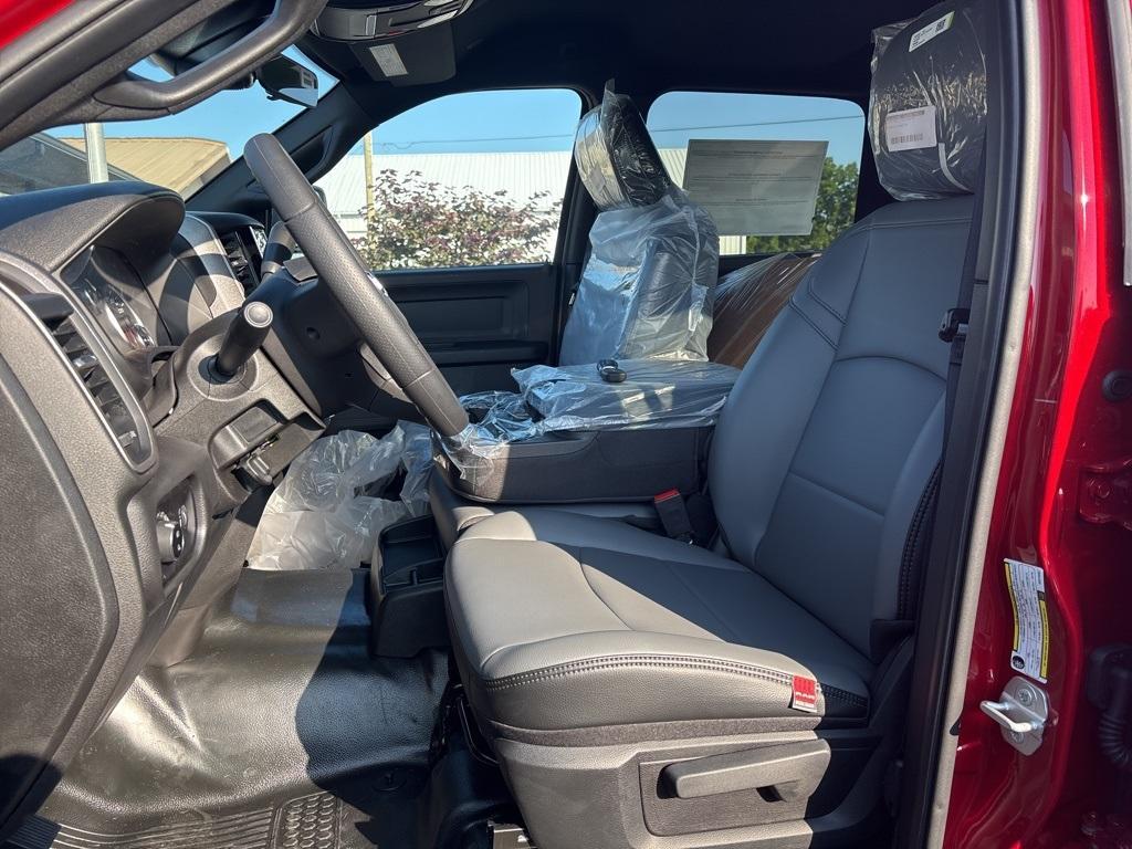 new 2025 Ram 2500 car, priced at $46,283