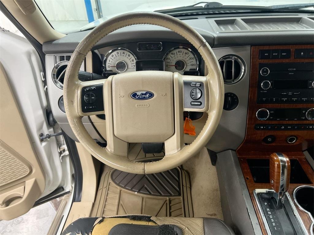 used 2008 Ford Expedition car, priced at $3,900