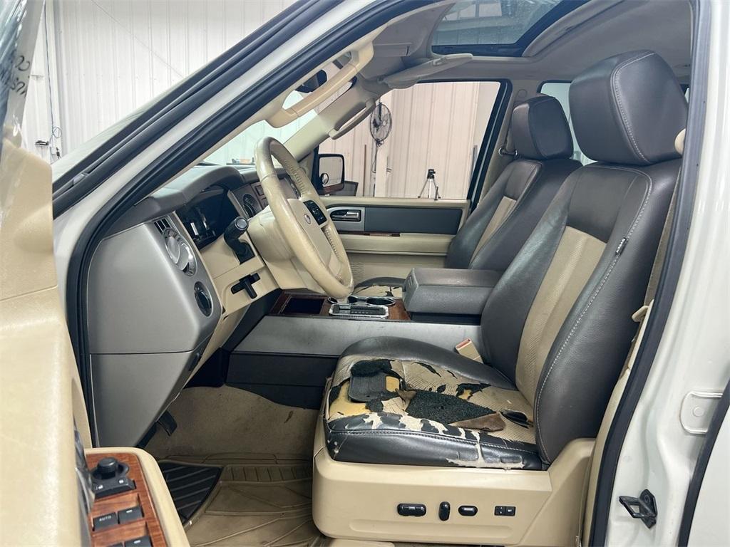 used 2008 Ford Expedition car, priced at $3,900